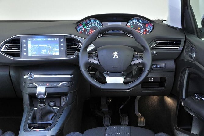 Cab from Valletta /St. Julians /Sliema / Gzira to Malta Airport - Where the Driver Picks You Up in Valletta, Sliema, St. Julian’s, and Gżira