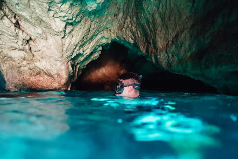 Cala Galdana: Snorkel Cruise to Macarella & Trebalúger - Stop at Macarella caves: calm, clear water and wildlife spotting