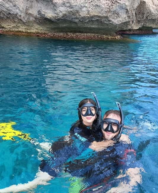Cala Galdana: Snorkel Cruise to Macarella & Trebalúger - Gear and guidance: full-face masks, warm wetsuits, and real help