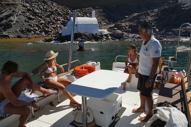 Caldera Private Cruise & Volcano Hike - Volcano hike stop: what your 1.5 hours is really for