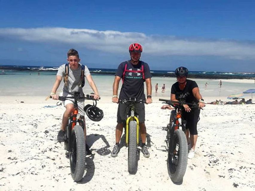 Caleta de Fuste/Corralejo: Guided E-Bike Tour & Crater Hike - Volcano Bayuyo and the Short Guided Setup