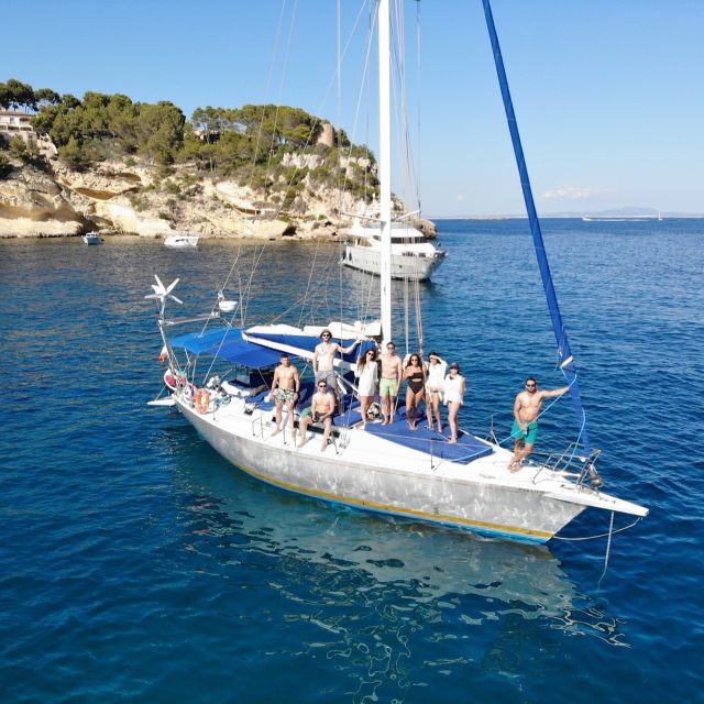 Can Pastilla: Sailboat Tour with Snorkeling, Tapas & Drinks - Captain Andres and the relaxed, small-boat feel