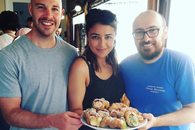 Cannoli Cooking Class in Taormina - Timing, group size, and what to expect in the room