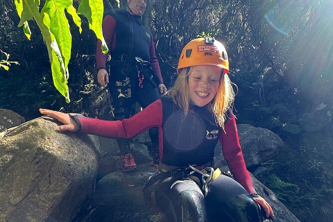 Canyoning Experience Level I Beginners in Ribeira das Cales - Entering the canyon: the “easy course” you should understand