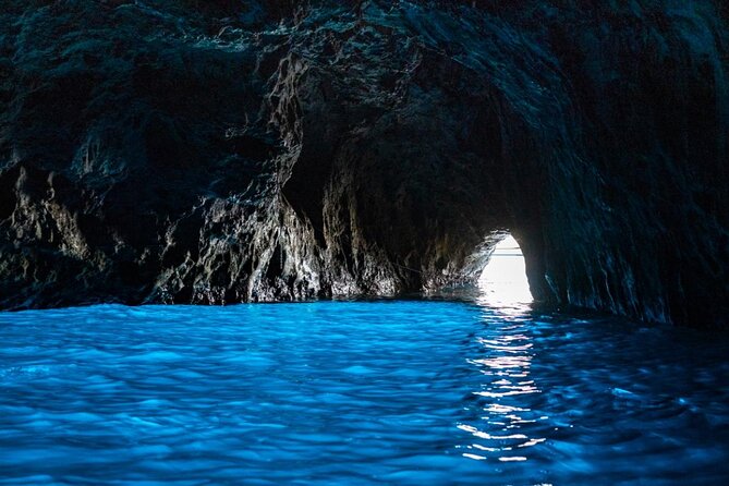Capri & Blue Grotto: Full-Day Tour with Guided Island Exploration - Key things that make this tour work