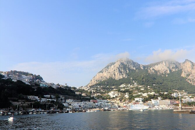 Capri & Blue Grotto: Full-Day Tour with Guided Island Exploration - Meet at Bar Il Gabbiano, then go straight for the day’s priority