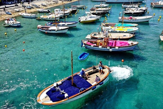 Capri Boat and Walking - The group size matters more than you think (max 20)
