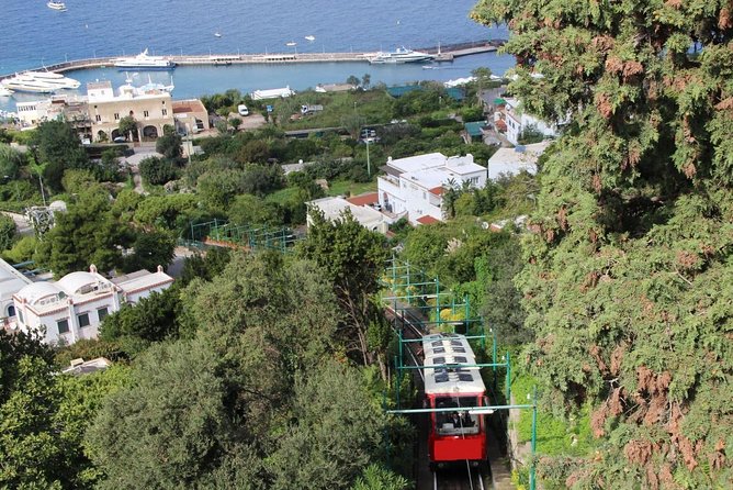 CAPRI - DIY Day Trip Package - BoatTour, BlueGrotto,Bus&Lunch - Stop 5: Bus back toward Capri center