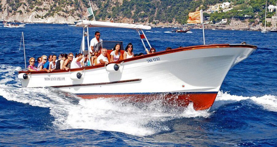 Capri: DIY Day Trip with Blue Grotto, Funicular & Lunch - Capri town in the late afternoon: roam, rest, repeat
