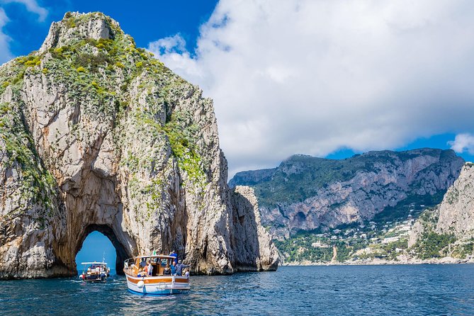 Capri Walking Tour with local guide - Getting Between Anacapri and Capri Town Without Losing Your Day