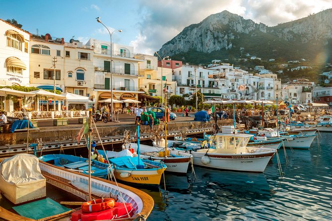 Capri Walking Tour with local guide - Augustus Gardens and Faraglioni: The View That Sets the Tone