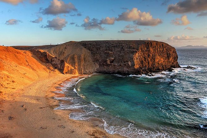 Catamaran Cruise to Papagayo beaches, lunch and water activities - The open bar: great perks, with one common catch