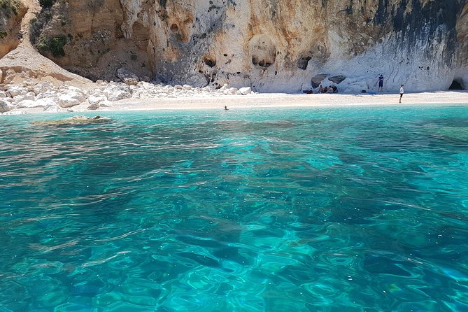 Catamaran Day Trip to the Cale di Orosei with Lunch - Cala Birìala and the Green-Coast Mood Shift