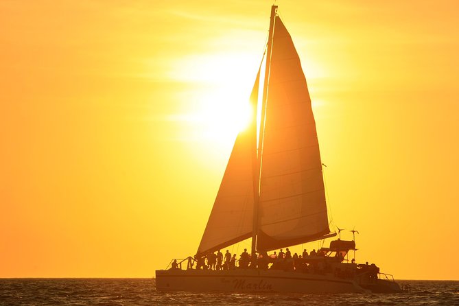 Catamaran Sailing & Snorkeling from Playas del Coco - The big catamaran experience (up to 75 passengers): comfort with a trade-off