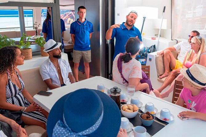 Chania: Afternoon Catamaran trip - Dinner, Drinks & Sunset - The 5-hour rhythm: how the afternoon flows
