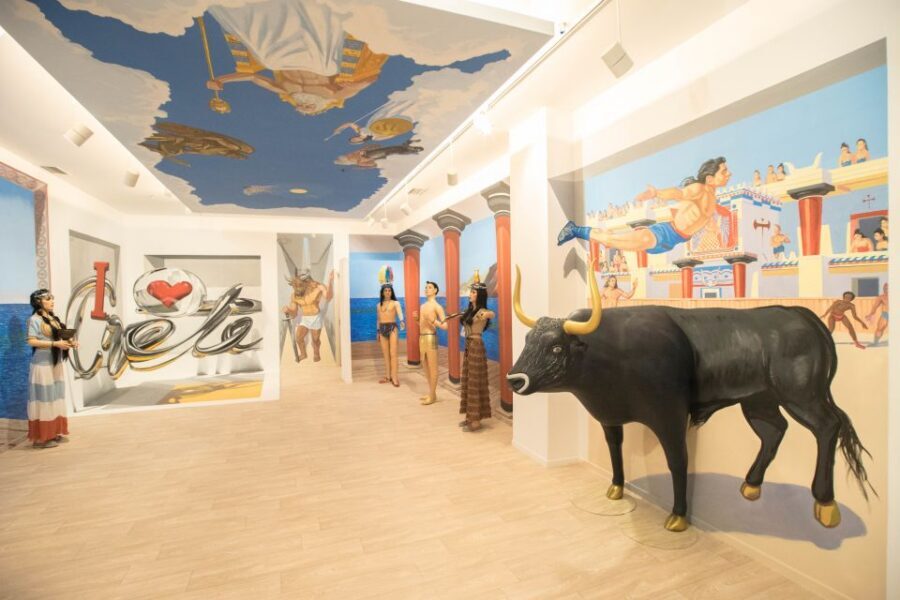 Chania: Minoan's World 9D Experience - The human touch: why it feels friendly