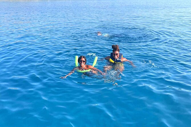 Chania Morning Catamaran Cruise with Premium Lunch & Drinks - Boat comfort and onboard extras that save your day