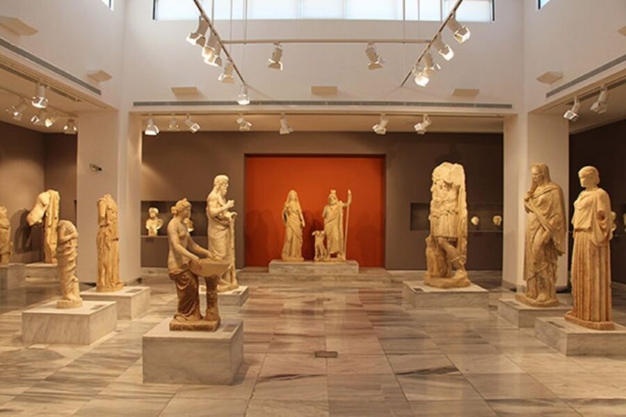 Chania/Rethymno: Knossos Palace & Heraklion City Tour - Why Knossos + Heraklion Museum is such a smart pairing