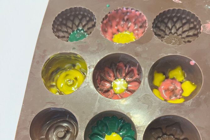 Chocolate Making Workshop - Truffles 101: flavor choices and the rolling/coating challenge