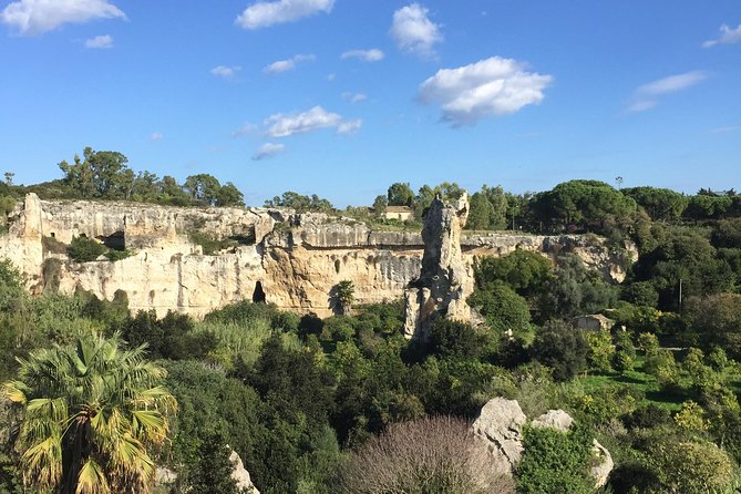 Classical Syracuse - Half day guided tour - Ortigia in one hour: Apollo, Cathedral, Santa Lucia alla Badia, and Fonte Aretusa