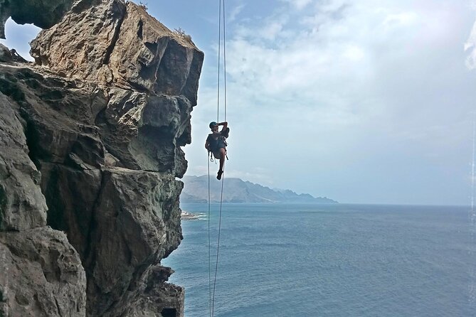 Coasteering Gran Canaria: The Atlantic Mountains Adventure Route - Safety gear and belaying: the reason first-timers feel okay