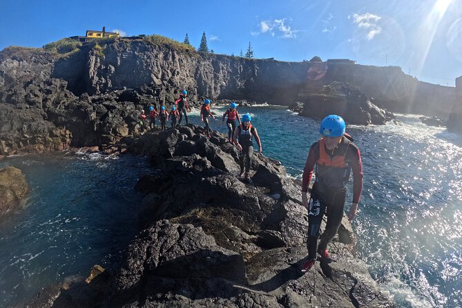 Coasteering in Caloura (Sao Miguel - Azores) - Safety briefing and how the guides handle jump anxiety