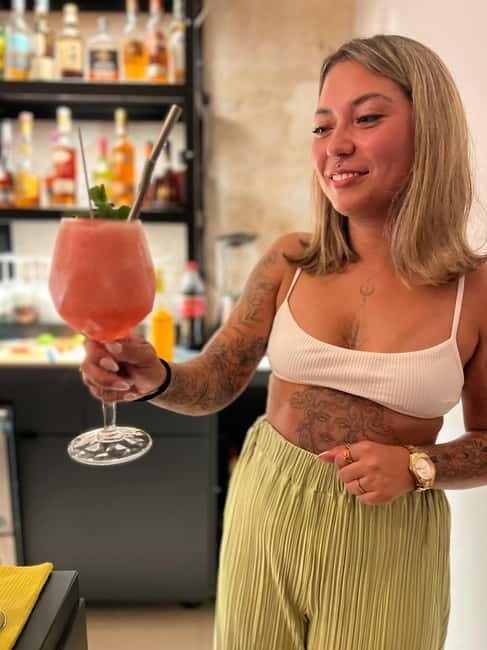 Cocktail course Mallorca - Behind the bar: mixing 2 cocktails like you actually mean it