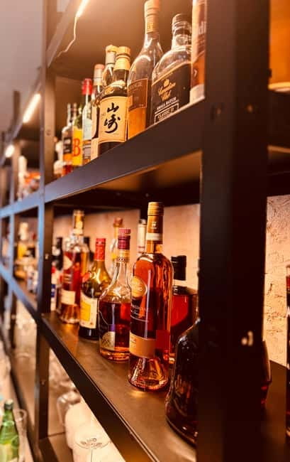 Cocktail course Mallorca - The photo booth and why this is a smarter memory than selfies