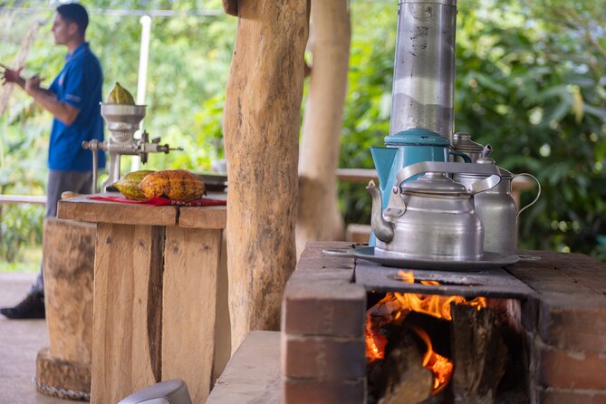 Coffee & Chocolate Tour+Sloths Park & Llanos de Cortez Waterfall - What to pack for a rainforest morning and waterfall time