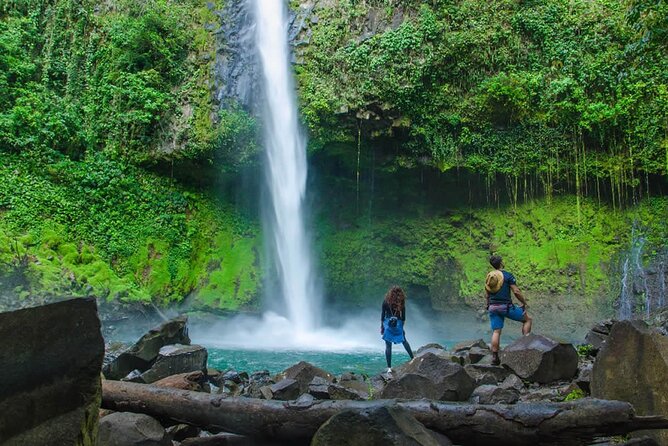 Combo Arenal : Suspension Bridges + Hot Springs + Fortune Falls - Getting out of San Jose early: what a 12-hour Arenal day feels like