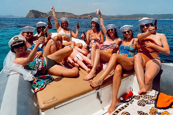 Combo : Boat, 4x4, hiking in Es Vedra for sunset - Guided Hiking Around Es Vedrà: Caves, Rock Formations, and Short Legs