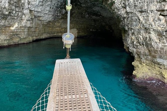 Comino, Blue Lagoon and Caves. Tour A - Comino Return Cruise: Elephant’s Head Rock and More Caves