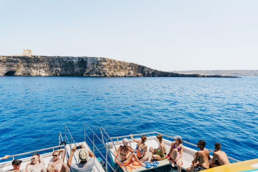 Comino: Blue Lagoon, Crystal Lagoon, and Seacaves Tour - Timing, Crowds, and Sunbeds: How to Get a Good Spot