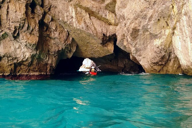 complete tour of the island of Capri by private boat - How a 3-hour private circuit fits Capri without feeling rushed
