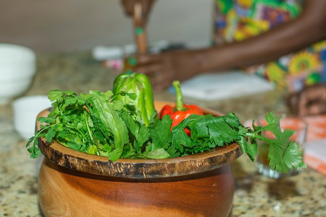Cooking Class "Cook Like a Local" La Fortuna - Garden time and the farm-to-table question (what to expect in real life)
