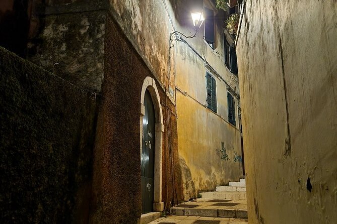 Corfu Ghost Stories, Dark Legends & Facts Night Tour - Small group of up to 8: the real benefit