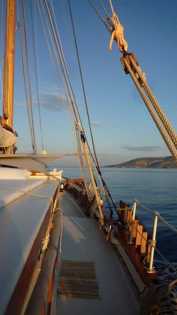 Corfu: Sunset Cruise on a Traditional Wooden Sailing Yacht - Value: why the included drinks and small group matter
