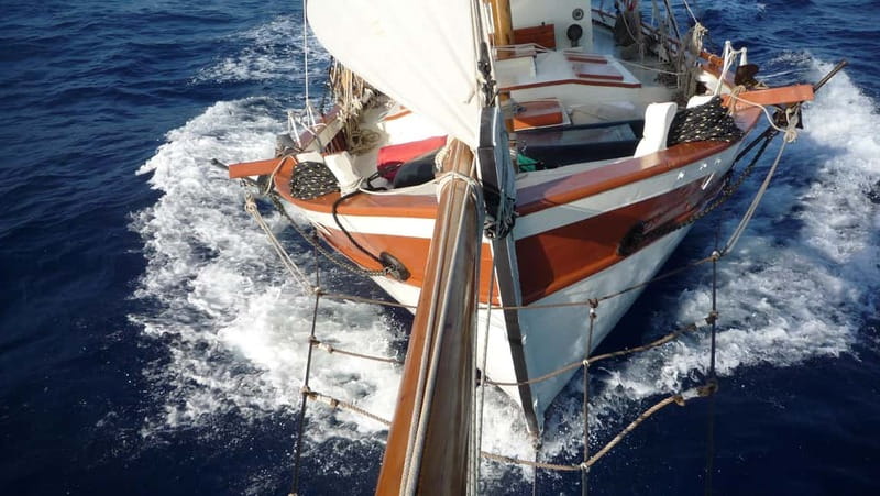 Corfu: Sunset Cruise on a Traditional Wooden Sailing Yacht - Getting to Benitses Marina and finding Odysseia