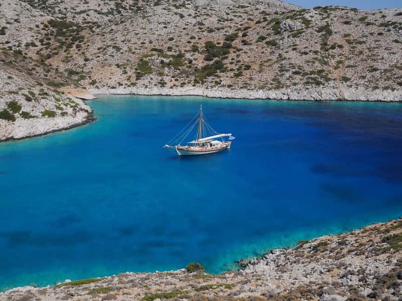 Corfu: Sunset Cruise on a Traditional Wooden Sailing Yacht - Comfort on board: small group, seating, and view strategy