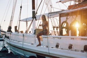 Corfu: Sunset Cruise on Classic Boat with Cocktails & Snacks - Why the 50% capacity matters (a lot) for photos and comfort