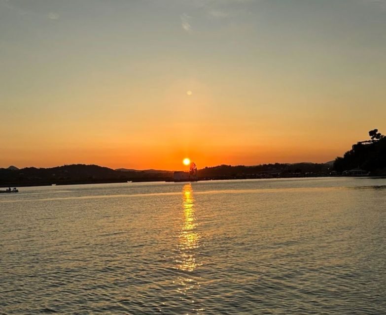 Corfu: Sunset Cruise on Classic Boat with Cocktails & Snacks - Drinks and finger food on board: what you really get