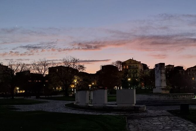 Corfu Town: Dark Myths and Legends Tour - The evening factor: when the stories land best