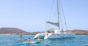 Corralejo: Adults-Only Catamaran Day Trip to Lobos Island - Getting to the catamaran: the hotel pickup run in Corralejo