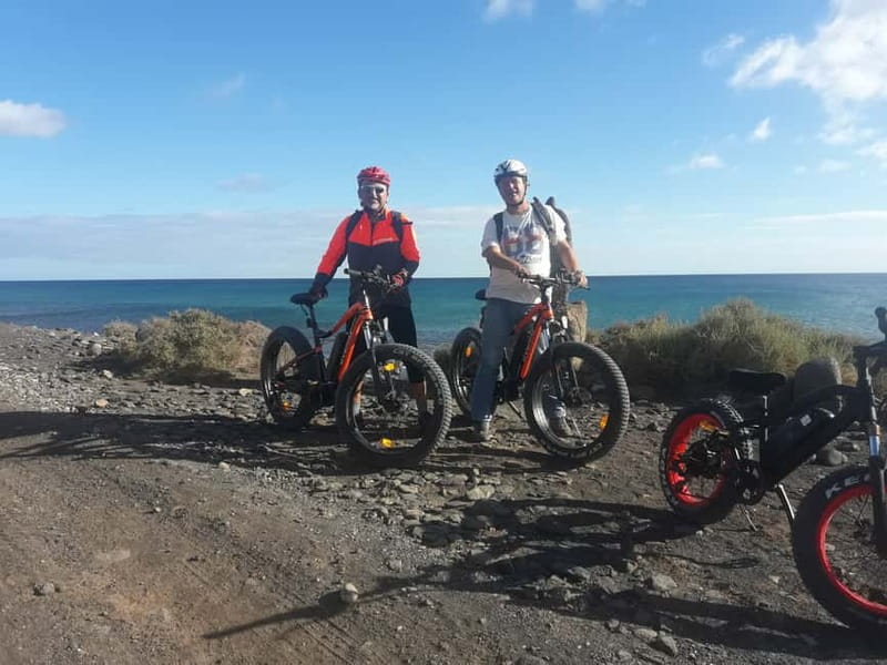 Costa Calma: E-bike Tour - West coast photo time: getting the angles most people miss