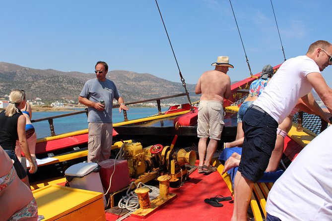 Crete Pirate Ship Cruise with the Black Rose to Stalis and Malia - Pirate animation and crew vibe: the real fun factor