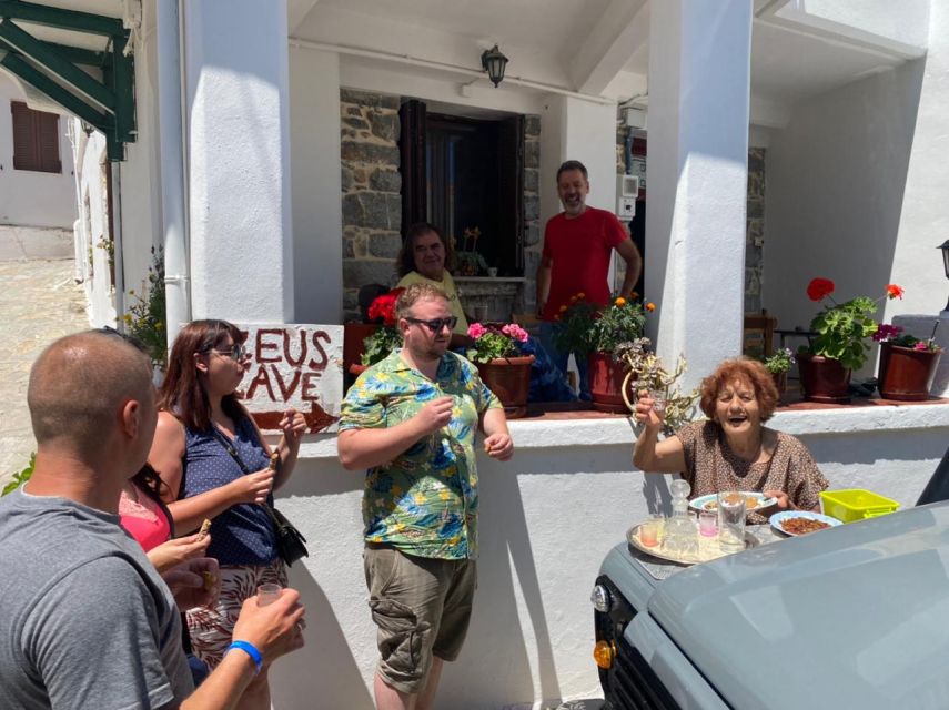 Crete: Sightseeing Day Trip with Cooking Lesson and Lunch - Ceramics workshop on the plateau: making a ceramic piece you can take home