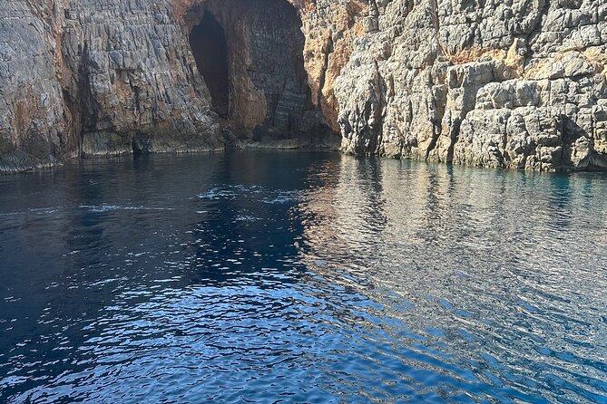 Crete Yacht Cruises 6-hours private Guided Cruise in Ag. Nikolaos - Onboard Food and Drinks: The Part That Turns a Cruise Into a Treat