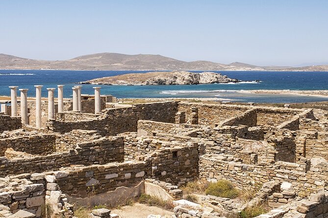 Cruises to Delos-Mykonos, Santorini and Koufonisi by Alexander - Wind, choppy water, and motion sickness: be honest with yourself