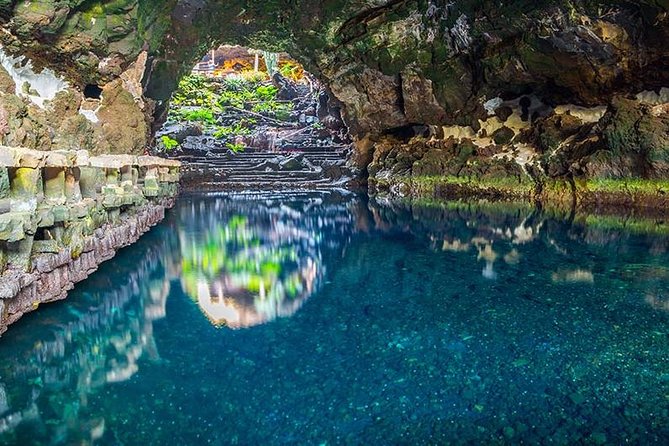 Cueva Verdes & Jameos Agua - Northern Treasures Lanzarote - Panoramic viewpoints: the outside breaks that keep the trip sane