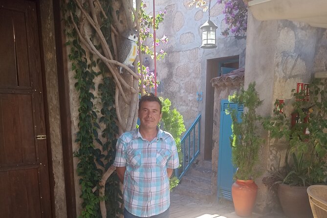 Custom Private Tenerife Full Island VIP Tour - photos included - Stop 6: Optional Canarian lunch with real local flavor